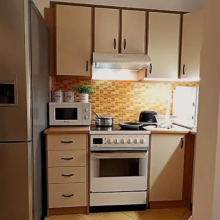 - All-around - Premium Hospitality - * סקופיה