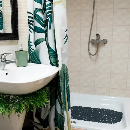 - All-around - Premium Hospitality - Apartment Skopje